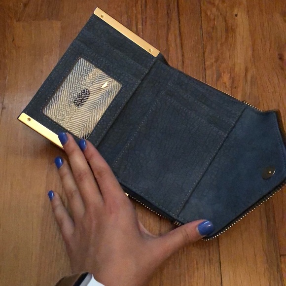 Clutch wallet - Picture 2 of 3